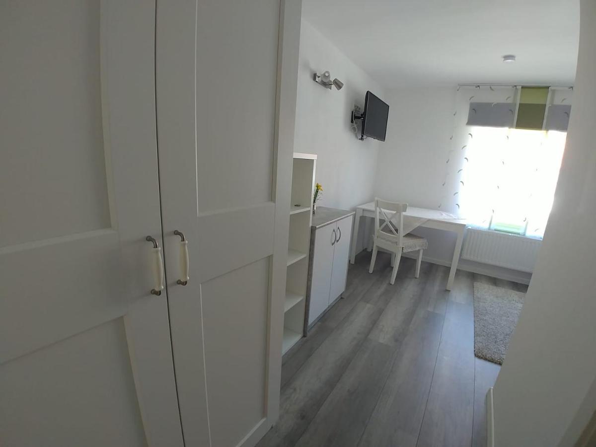 Apartmentvermietung Ingrid Bolkart - Landleben 6 Illertissen Dış mekan fotoğraf