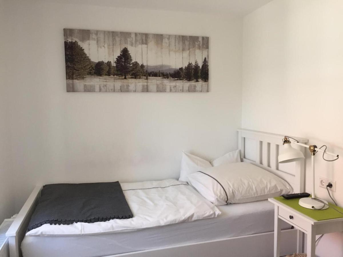 Apartmentvermietung Ingrid Bolkart - Landleben 6 Illertissen Dış mekan fotoğraf