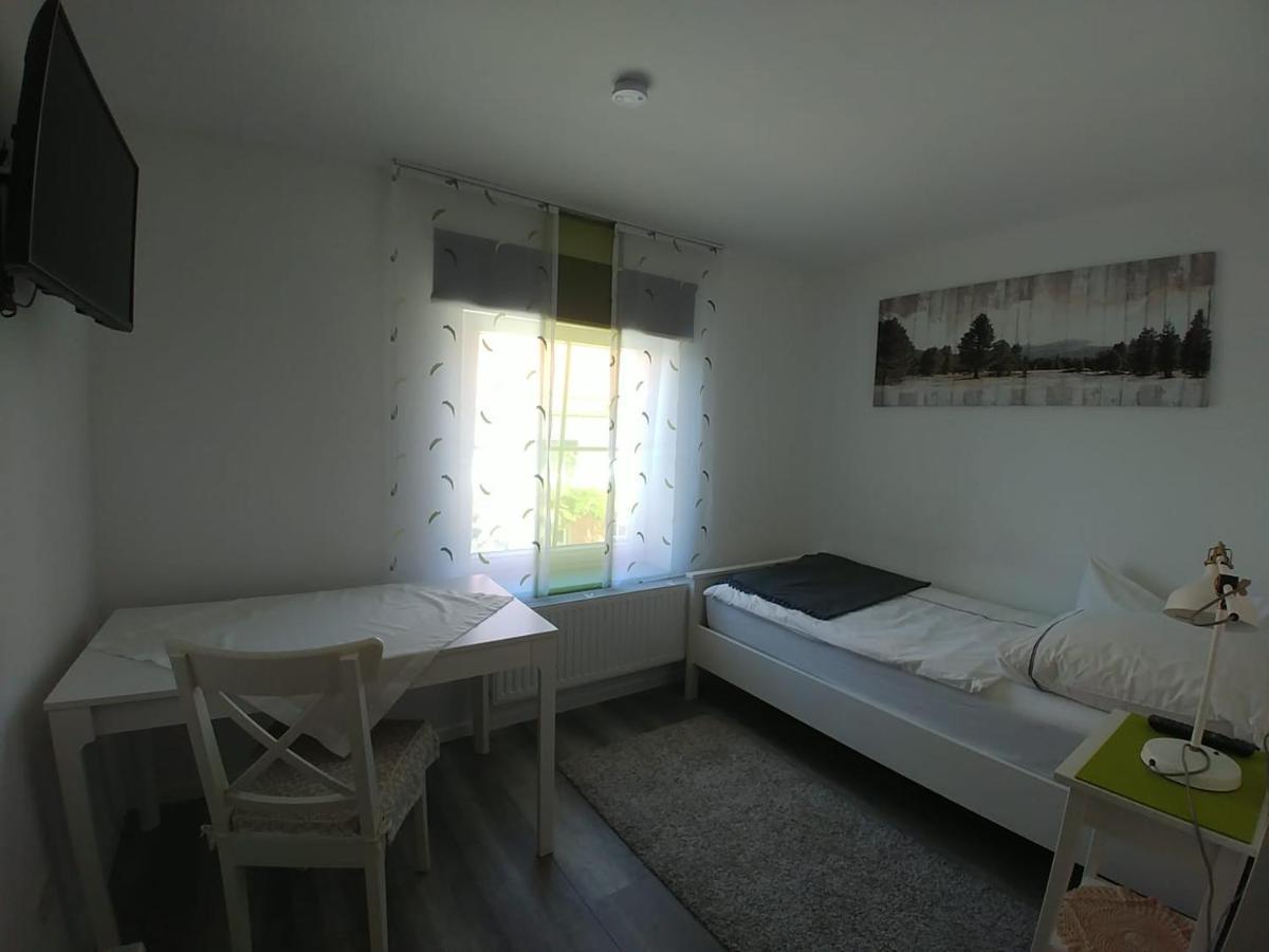 Apartmentvermietung Ingrid Bolkart - Landleben 6 Illertissen Dış mekan fotoğraf